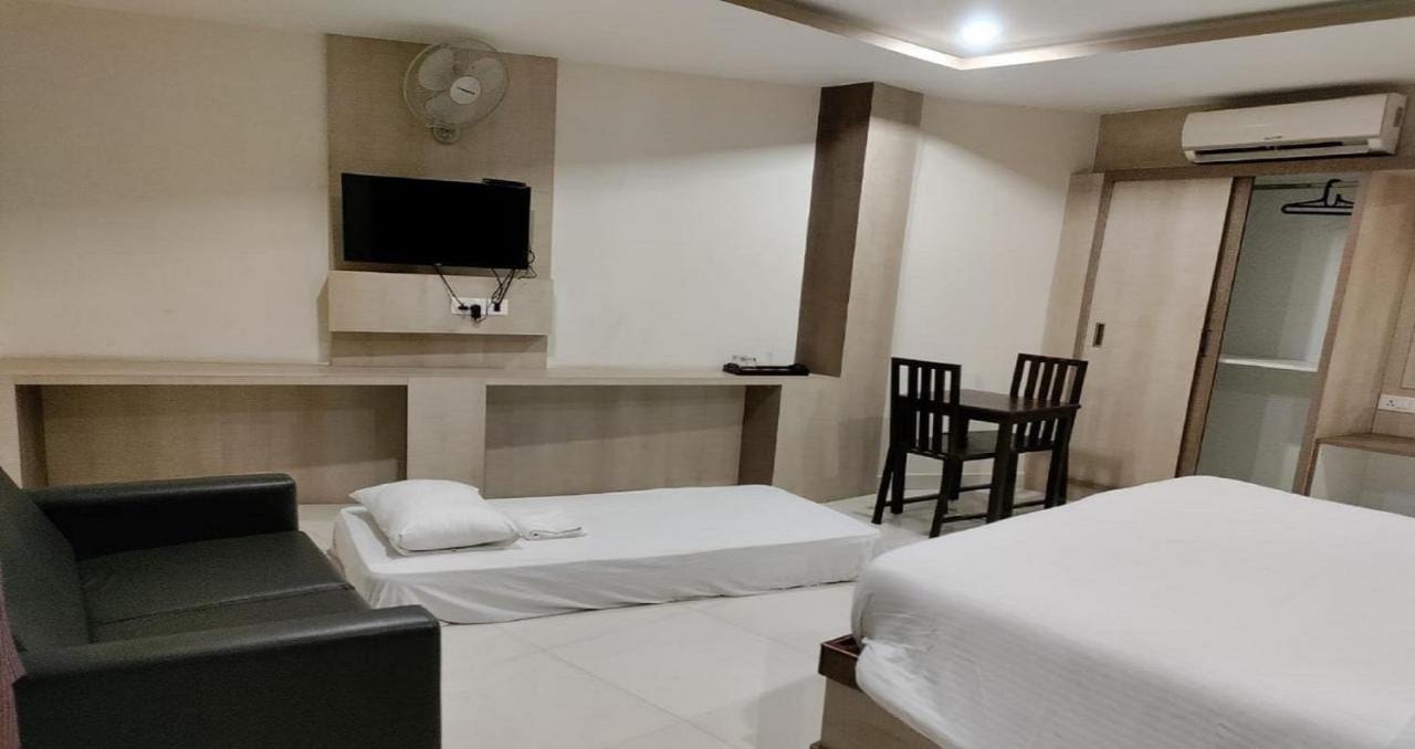 Hotel Ramtel Inn Madurai Bagian luar foto