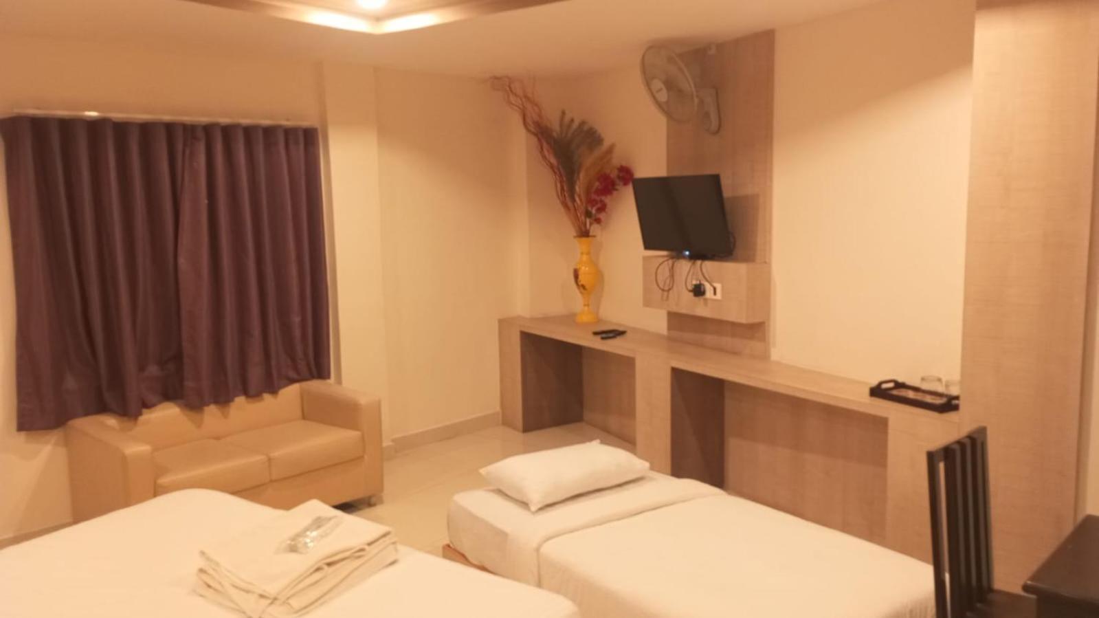 Hotel Ramtel Inn Madurai Bagian luar foto